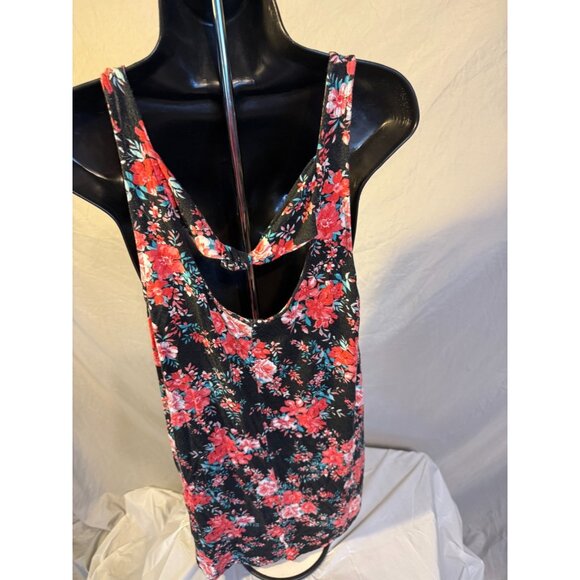 Torrid Tank Top Racerback Floral Shirt Womens‎ Plus Size 0 0X Hi- Low Hem - Picture 3 of 3